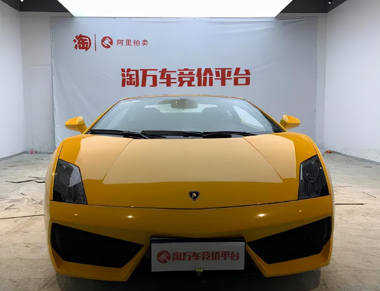 买二手车贷款要抵押车吗(买二手车抵押贷款是什么意思)-添财网