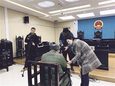个人想贷款5万(个人贷款怎么转到他人名下)-添财网