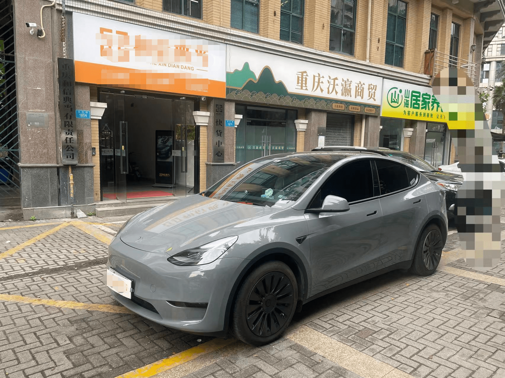 汽车典当不押车