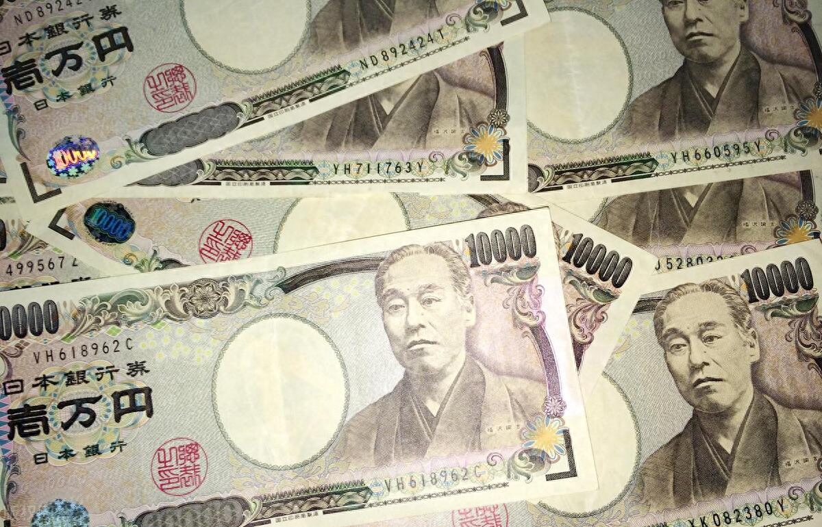 余额宝一万元一天收益多少