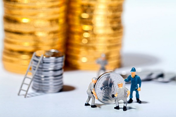 申请浦发万用金需要什么条件？贷款应该如何计算？