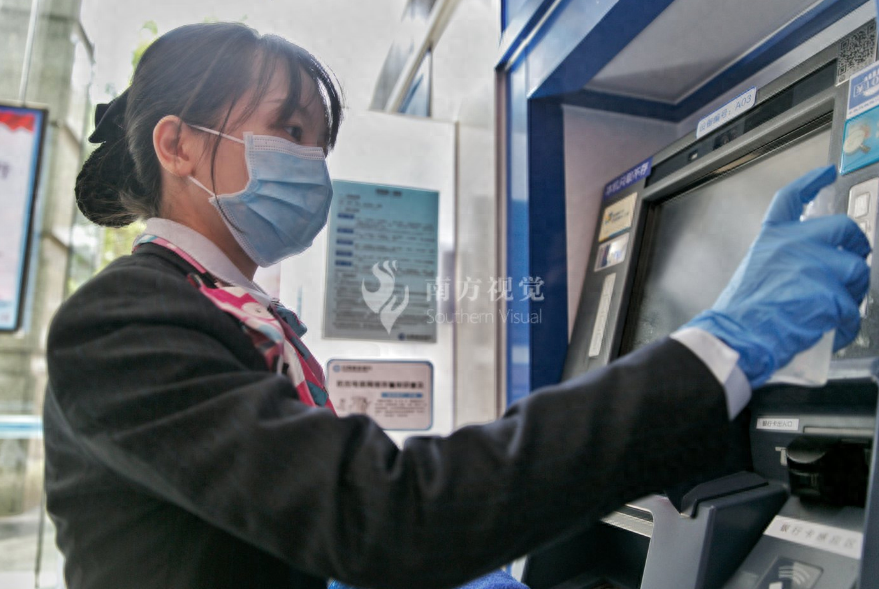 交通银行人工服务电话