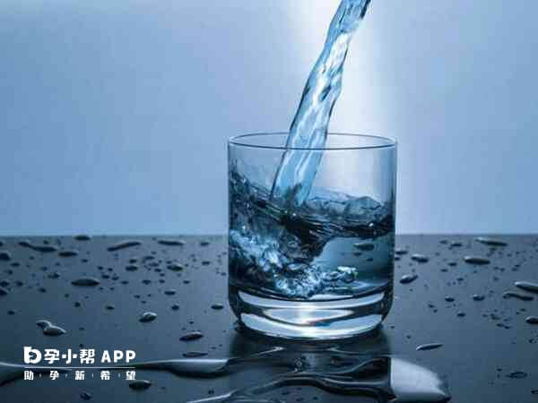 孕前检查前一天晚上8点后要禁止饮水