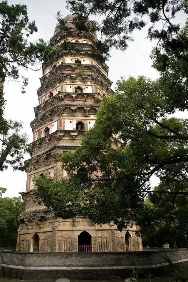 密檐式塔
