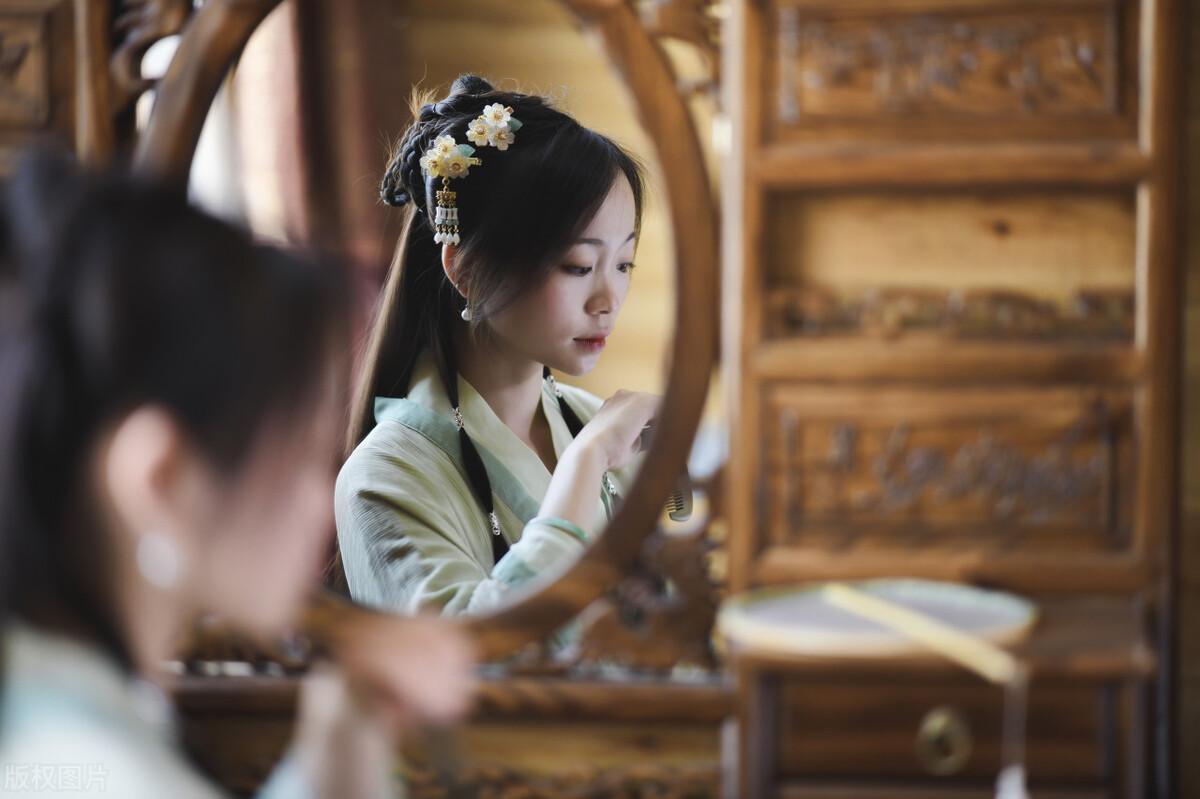 孤女是什么意思