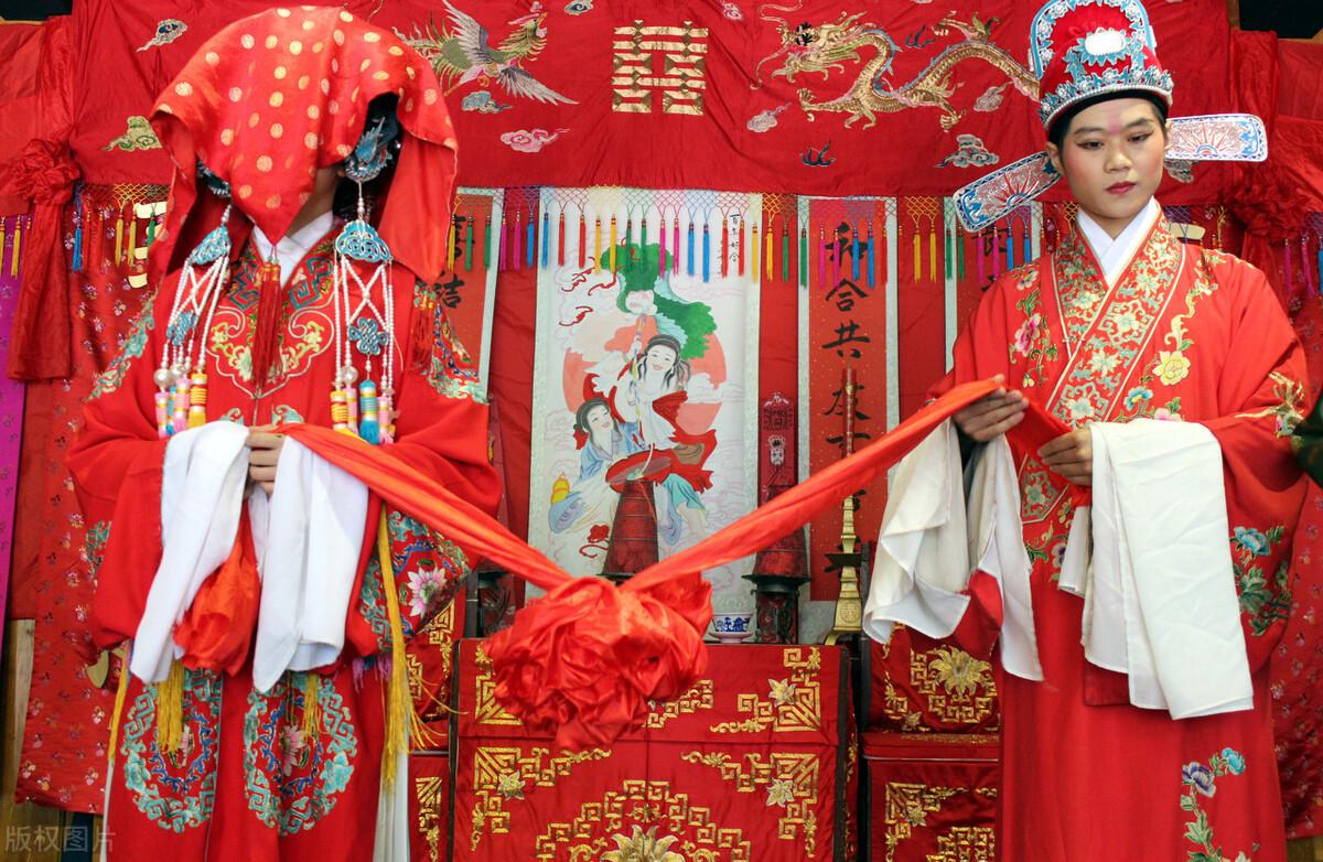 孤女是什么意思