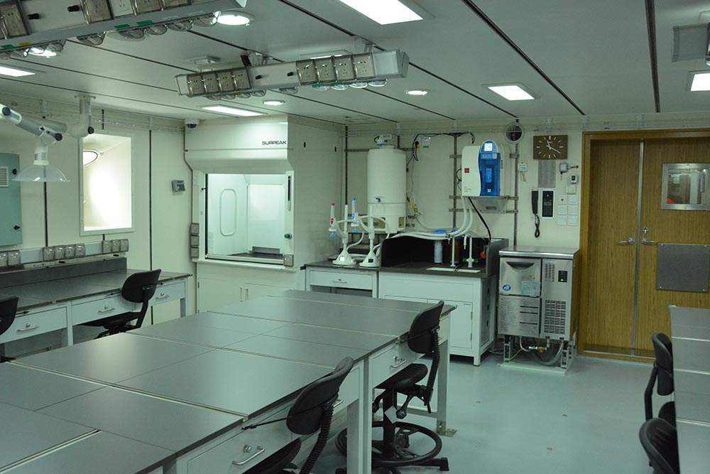 东方红3号