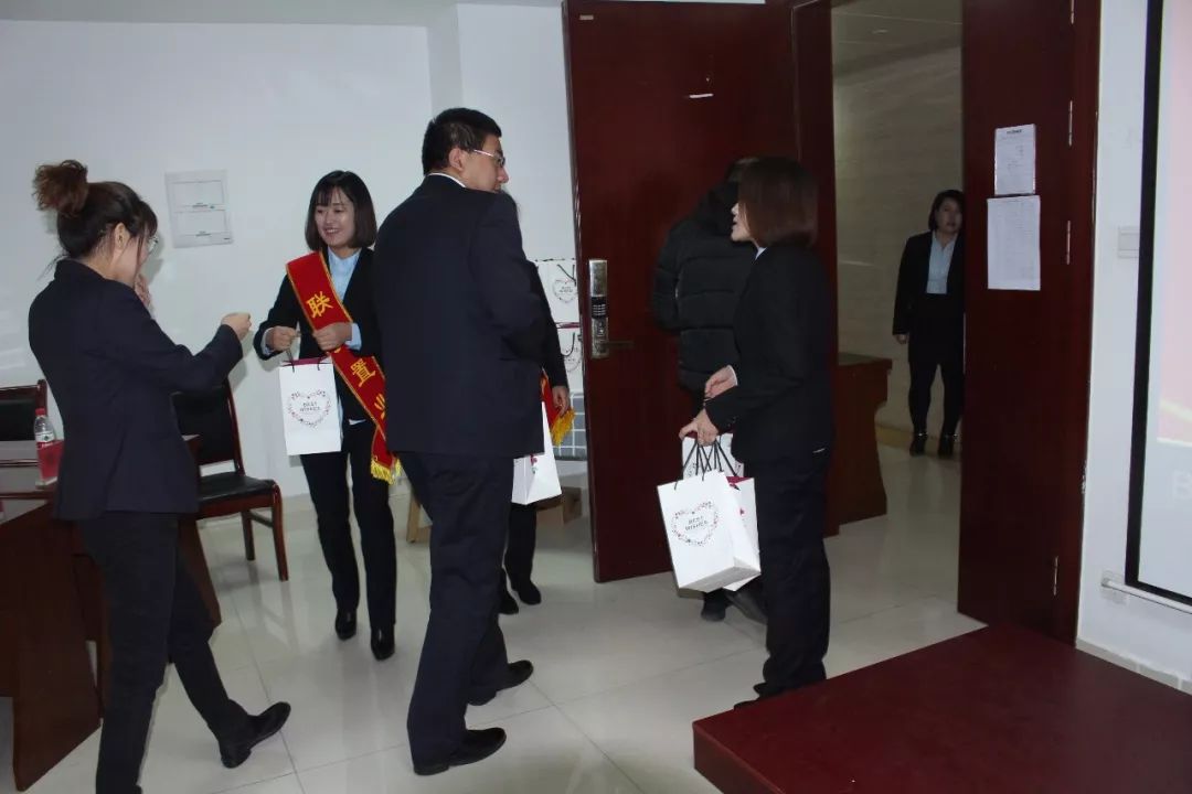 网上贷款公司